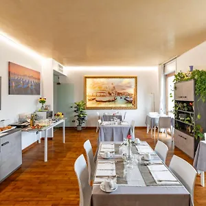 Alojamento de Acomodação e Pequeno-almoço Venice Friends 